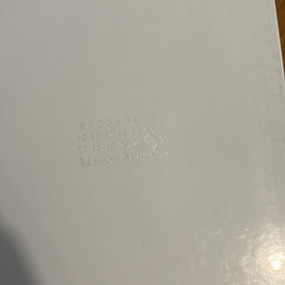 New Maison Margiela white square toe ankle boots - Picture 10 of 15